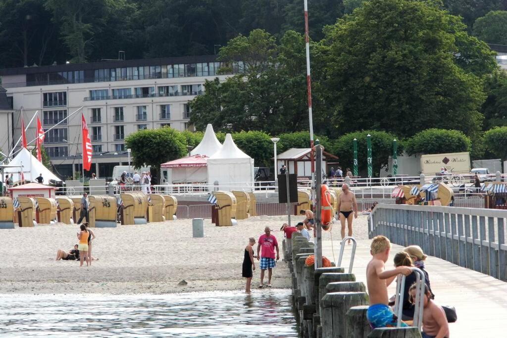 Traveloge Mit Schwimmbad Und Sauna Lubeck Luaran gambar